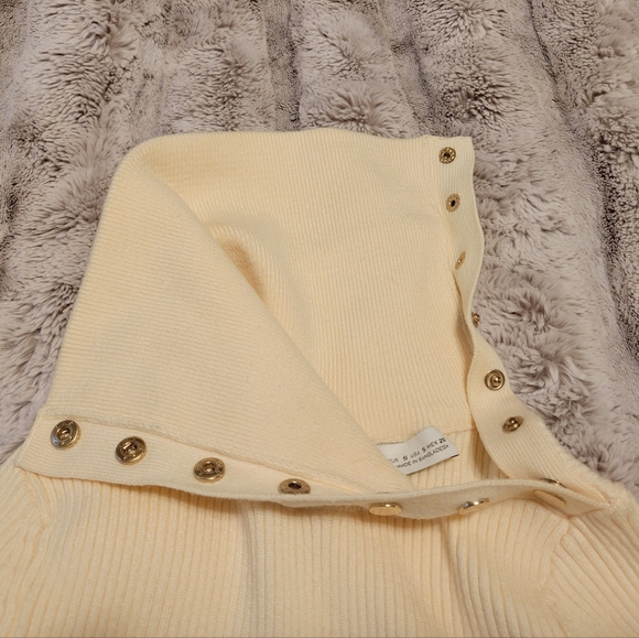 Zara Sweater - Picture 8 of 10